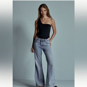 Pilcro high rise retro flare nwt